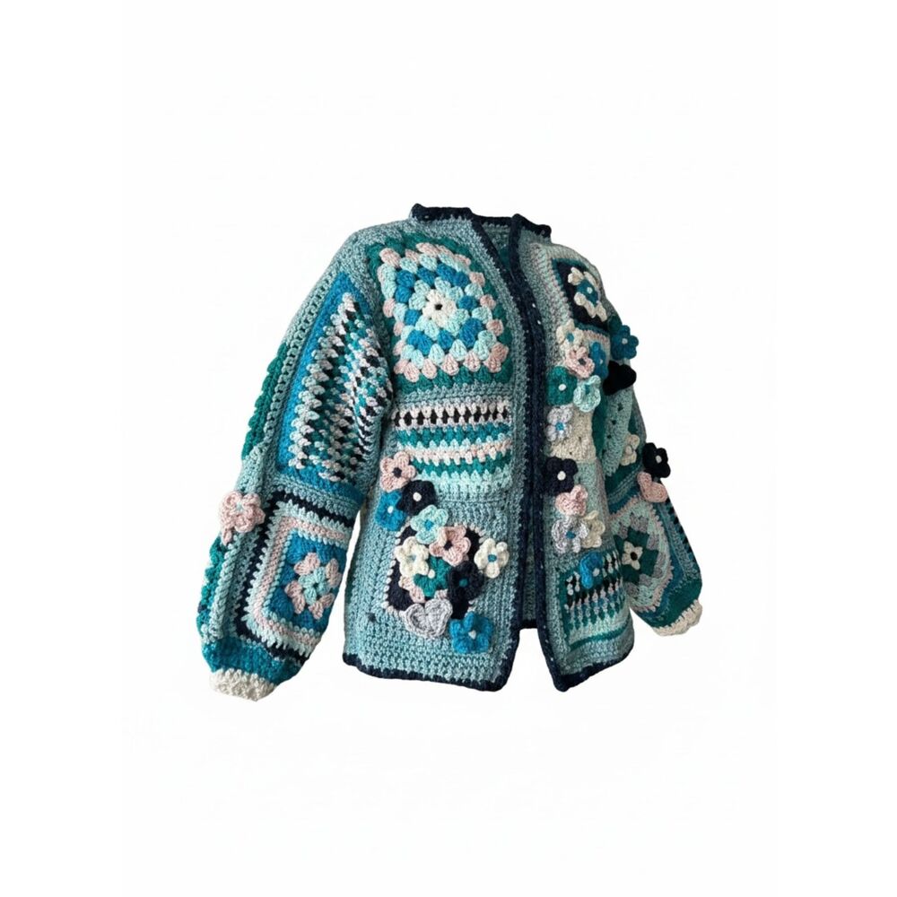 THE SECRET GARDEN Handmade Crochet Cardigan - Picture 7 of 8